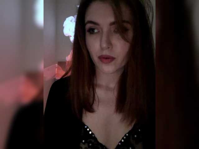 Cantii's BongaCams show and profile