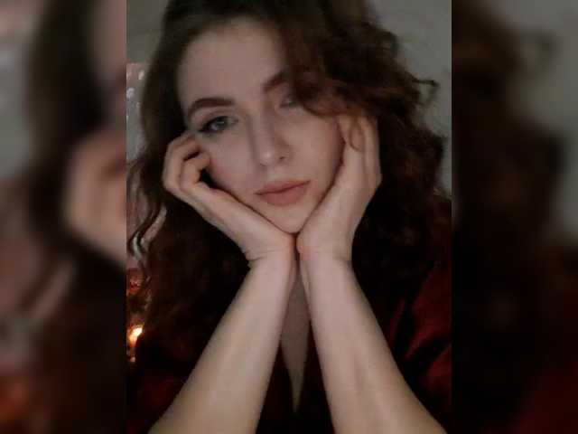 Cantii's BongaCams show and profile