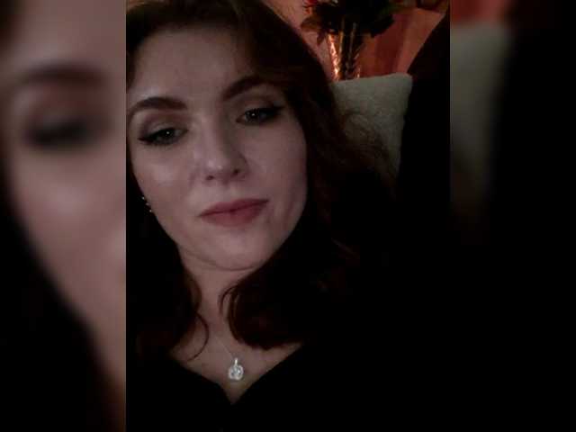 Cantii's BongaCams show and profile