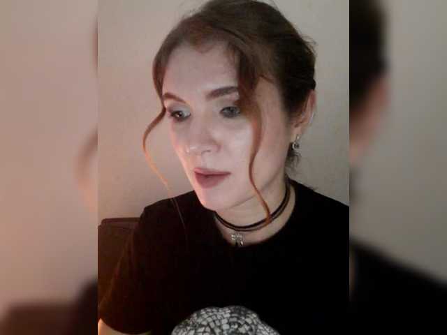 Cantii's BongaCams show and profile