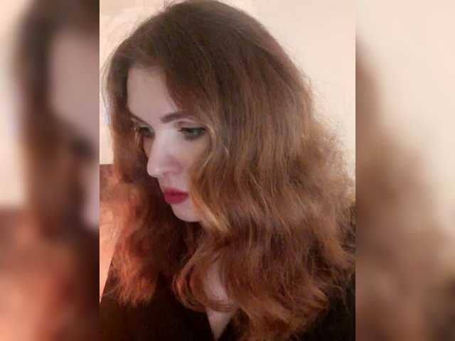 Cantii's BongaCams show and profile