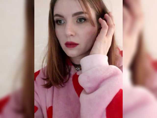 Cantii's BongaCams show and profile