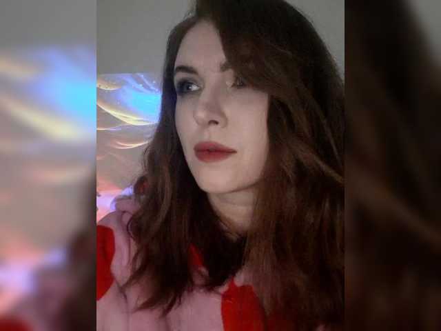 Cantii's BongaCams show and profile