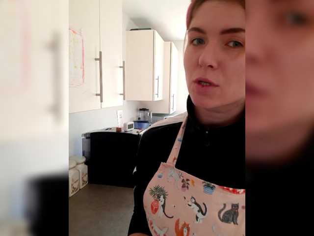 Cantii's BongaCams show and profile