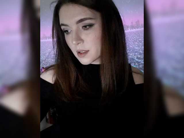 Cantii's BongaCams show and profile