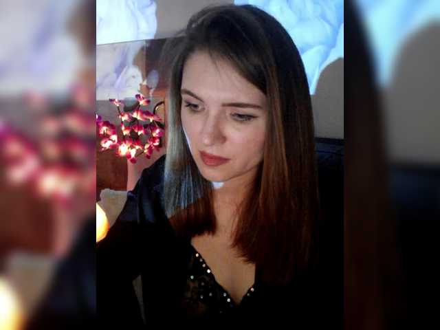 Cantii's BongaCams show and profile