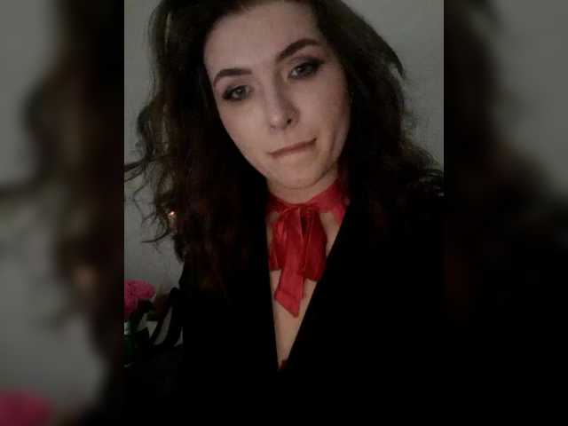 Cantii's BongaCams show and profile