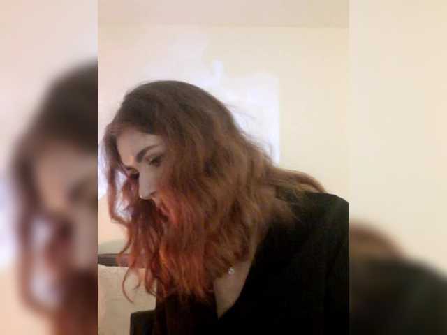 Cantii's BongaCams show and profile