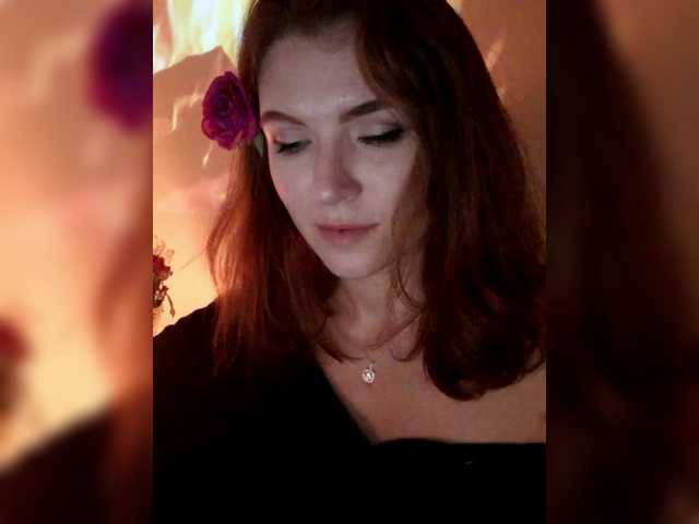 Cantii's BongaCams show and profile