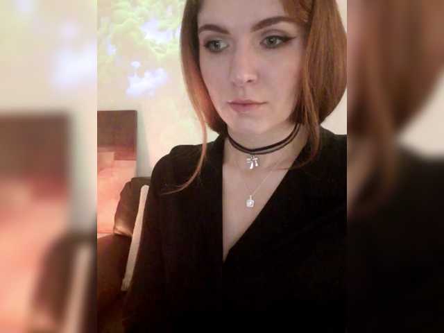 Cantii's BongaCams show and profile