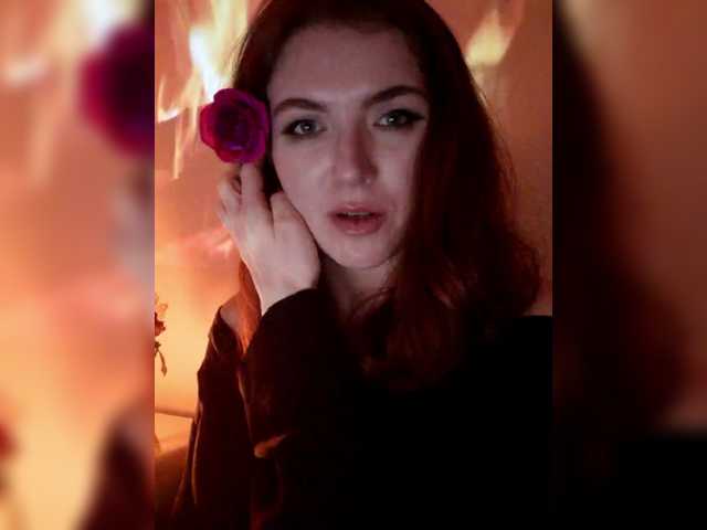 Cantii's BongaCams show and profile