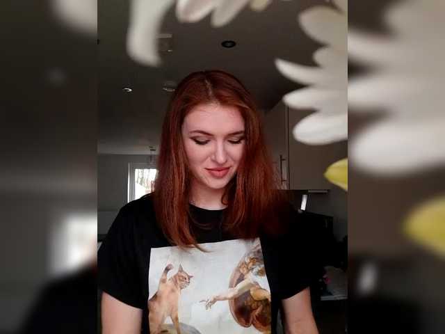 Cantii's BongaCams show and profile