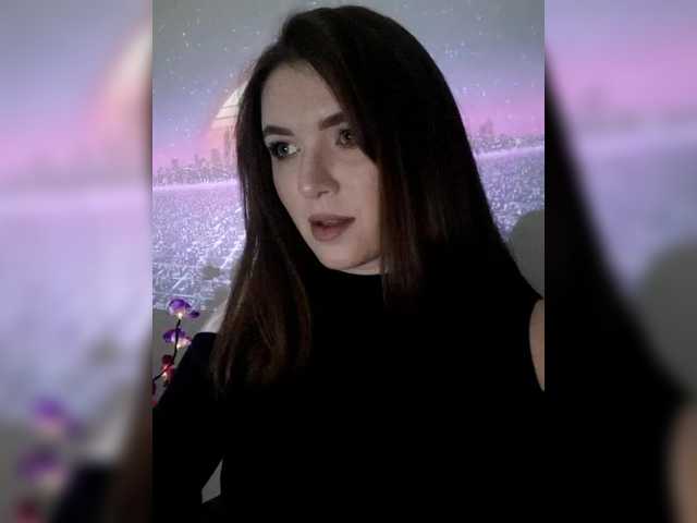 Cantii's BongaCams show and profile