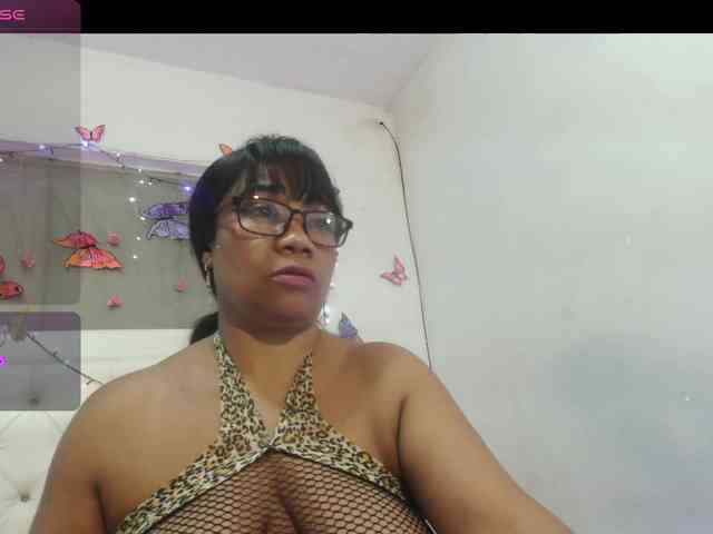 yhazanblake88 webcam