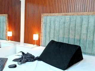 AmaraFierce Porn Show