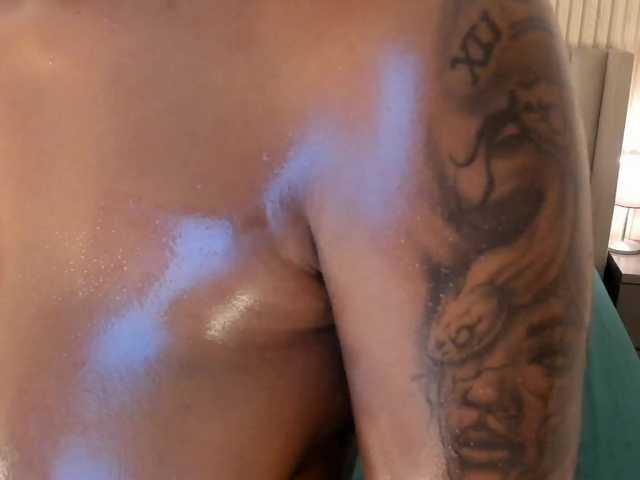 AmaraFierce's BongaCams show and profile