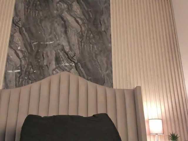 AmaraFierce's BongaCams show and profile