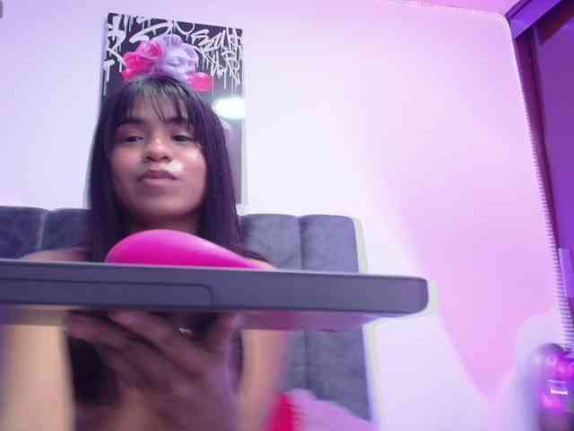 karinna-santana webcam