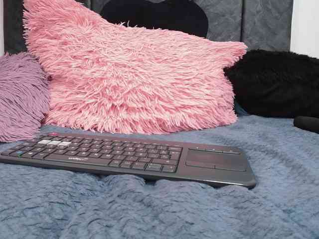 karinna-santana webcam