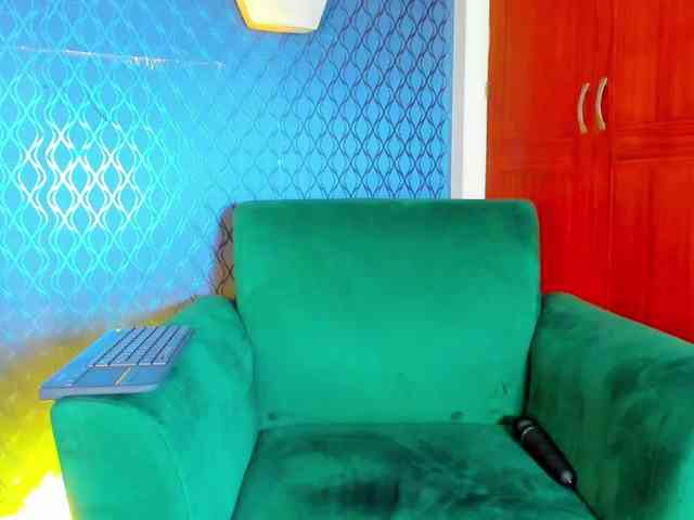 thania777 webcam