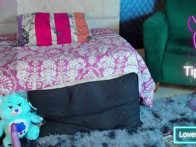 thania777 webcam