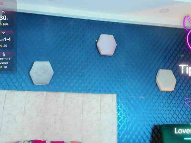thania777 webcam