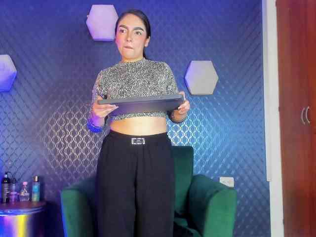 thania777