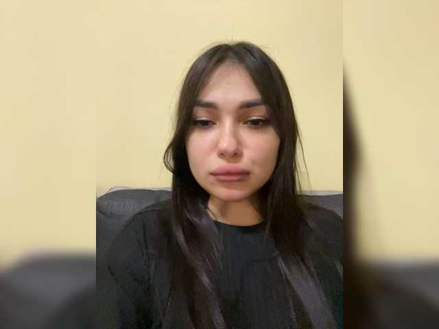 Lisana1 broadcasting live