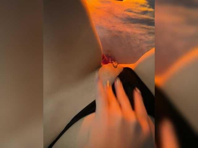 SelenaMoon's BongaCams show and profile