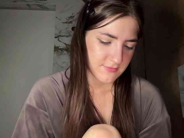 SelenaMoon webcam