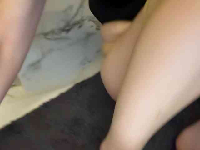 SelenaMoon webcam