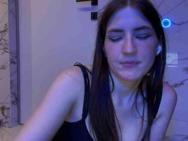 SelenaMoon webcam