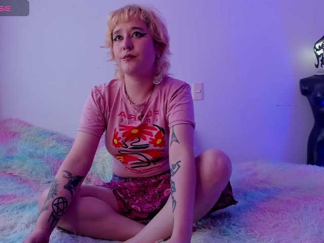 Mistresscrowley-666's BongaCams show and profile