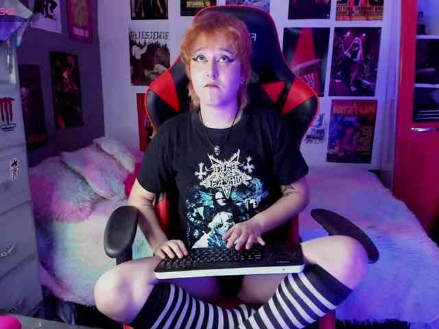 Mistresscrowley-666 webcam
