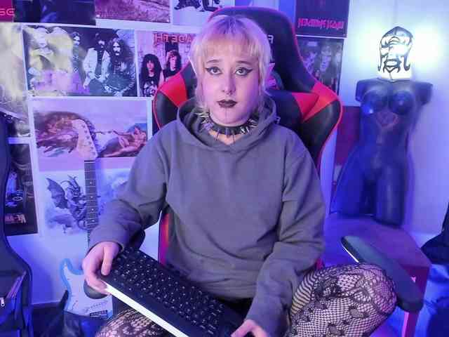 Mistresscrowley-666 webcam