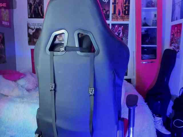 Mistresscrowley-666 webcam