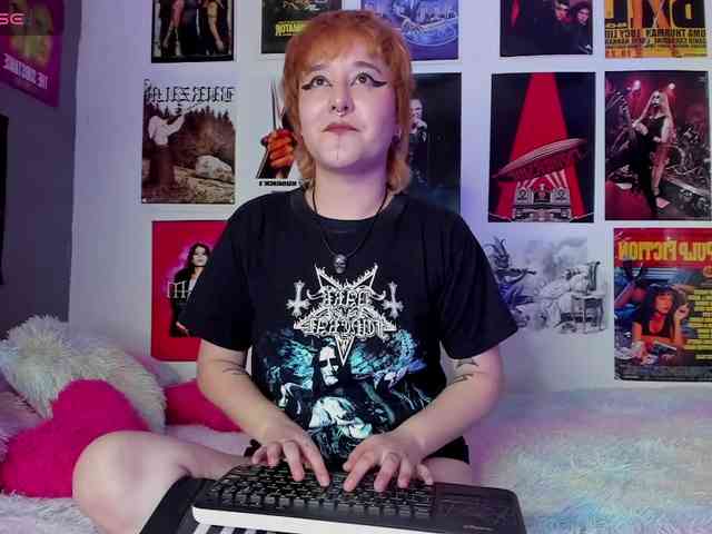 Mistresscrowley-666 webcam