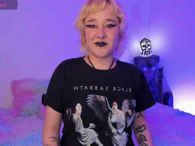 Mistresscrowley-666 webcam