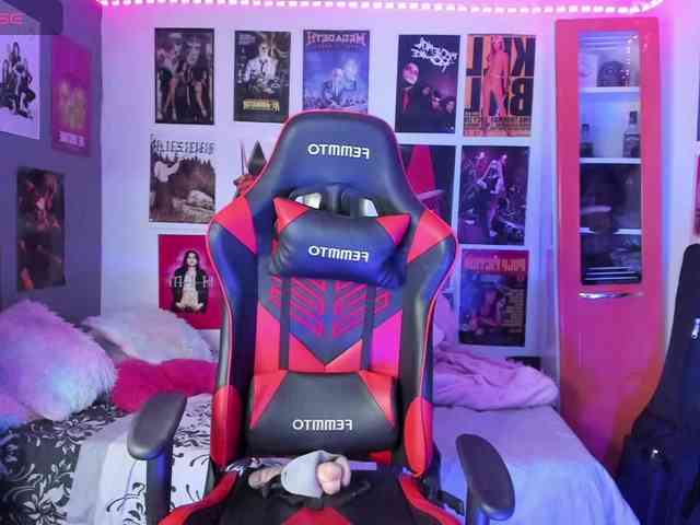 Mistresscrowley-666 webcam