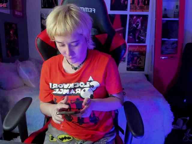 Mistresscrowley-666 webcam