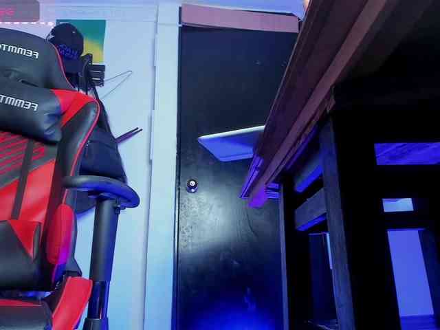 Mistresscrowley-666 webcam