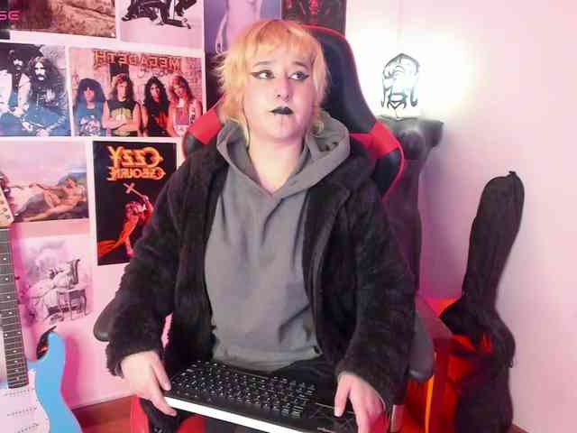 Mistresscrowley-666 webcam