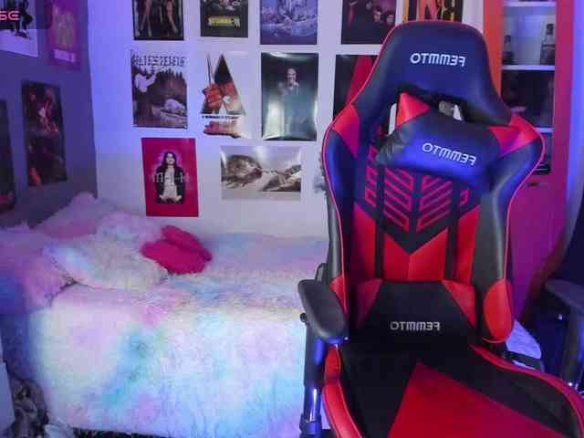 Mistresscrowley-666 webcam