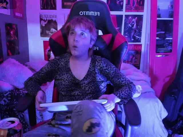 Mistresscrowley-666 webcam
