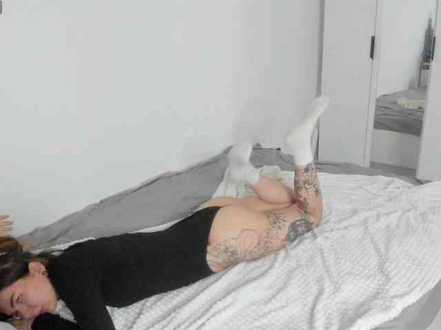 kittystaring webcam