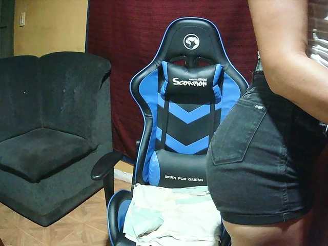 AfroditSexx202's BongaCams show and profile