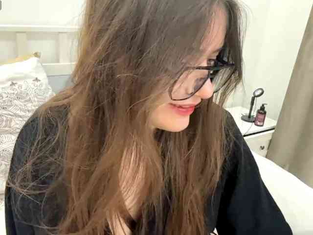 BushiHugs Live Webcam on BongaCams
