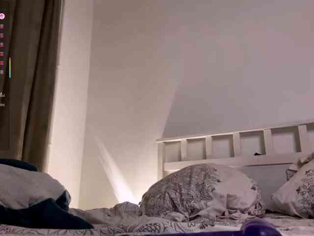BushiHugs webcam