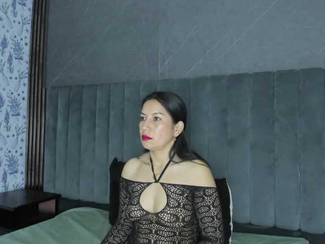 MeganCollinss Live Cam on BongaCams