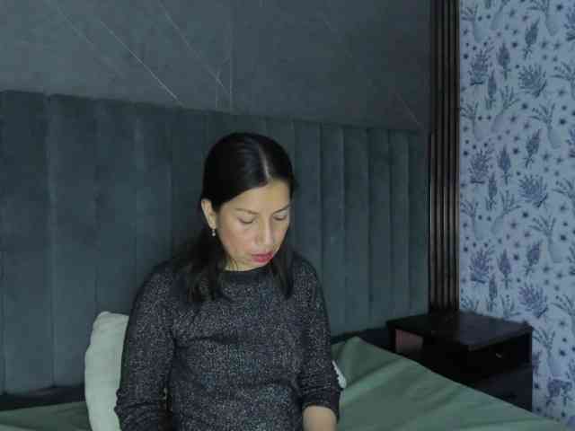 MeganCollinss MeganCollinss